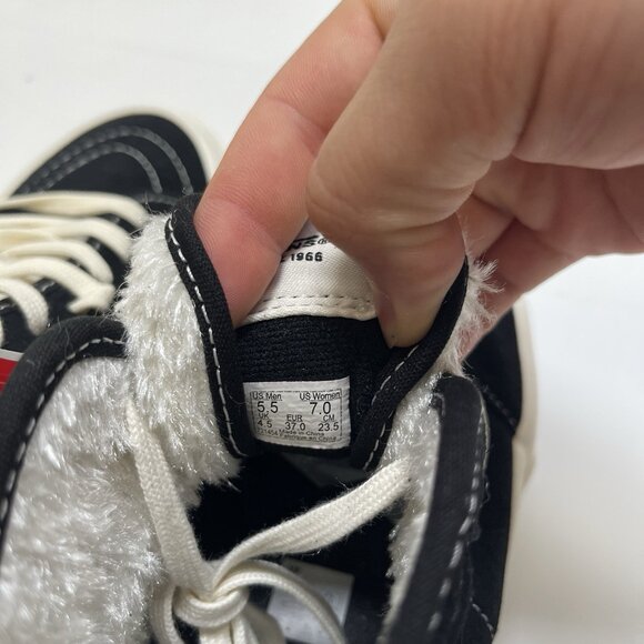 NEW Vans Sherpa Sentry Trainers Womens Sz 7 US Black Fur Waffle Cup SK8-HI Shoe - Picture 9 of 10